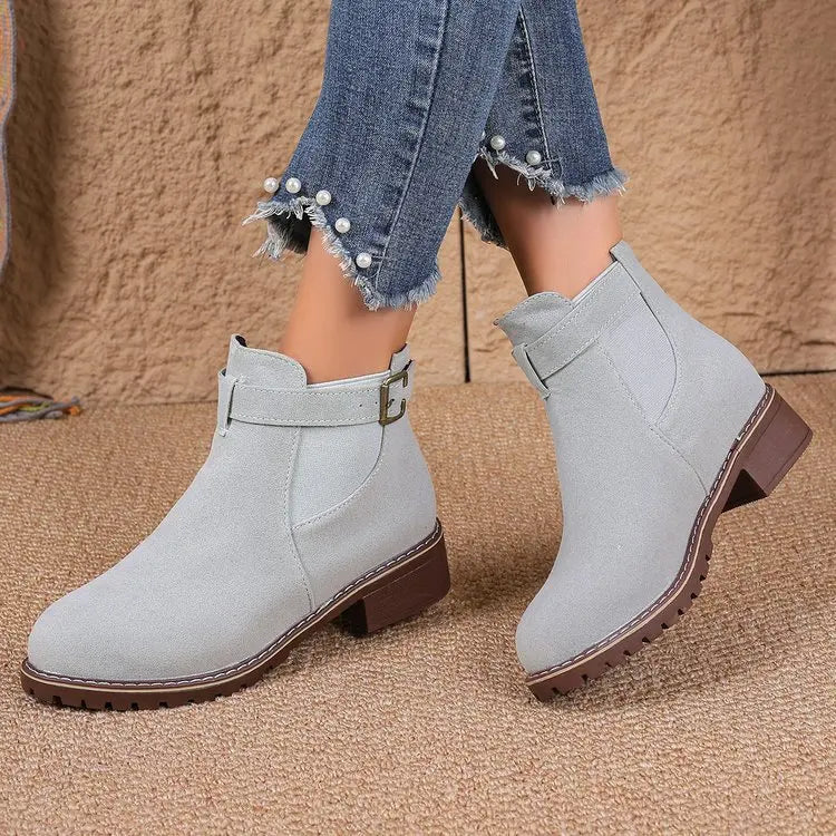 Autumn Winter Women Boots High Quality Belt Buckle Women Platform Boots Fashion British Style Round Toe Ankle Boots Women Shoes