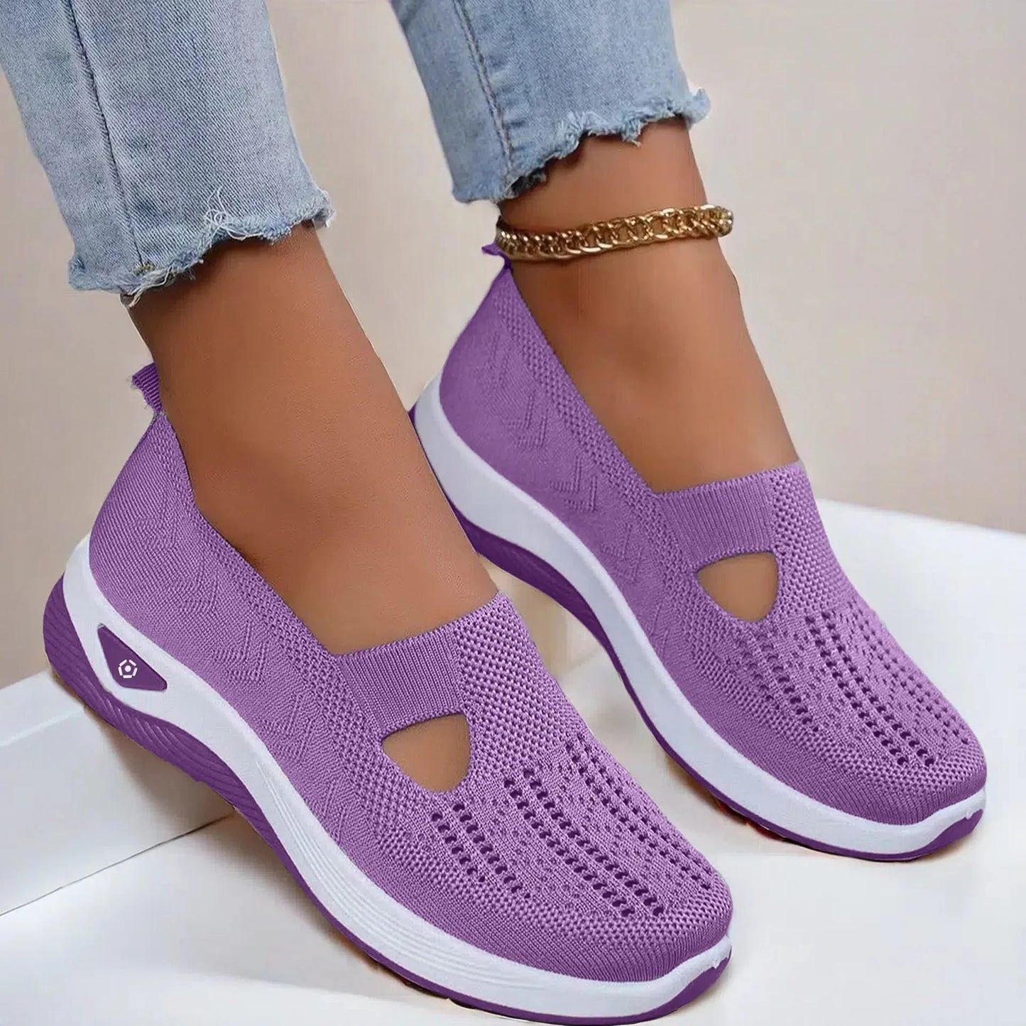 2025Women's Sneakers Breathable Slip on Walking Shoes Mesh Low Top Womens Vulcanized Shoes Soft Sole Lightweight Women Shoes