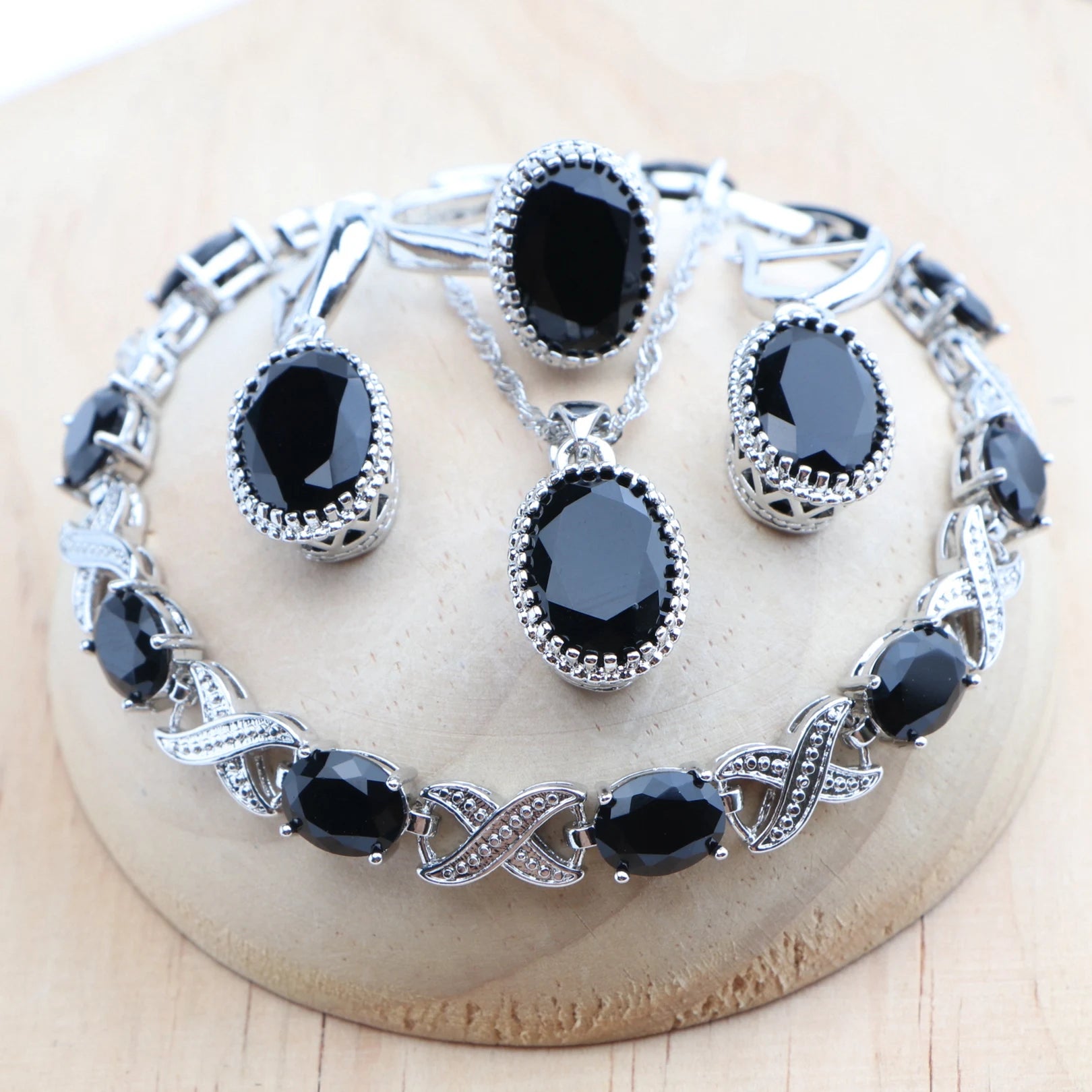 Sf1330790f11b4cd9907096f6cb5078d7g