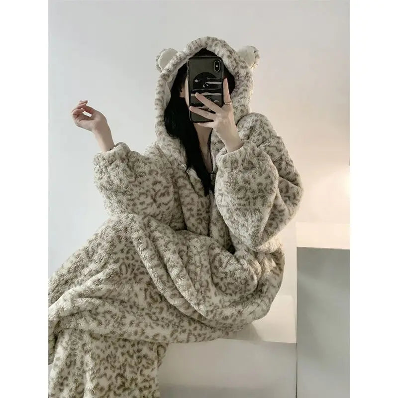 Women's Clothing Winter Pajamas Hooded Fleece-Lined Thicken Ins Wind Coral Fleece Plus Size Homewear Keep Warm Comfortable
