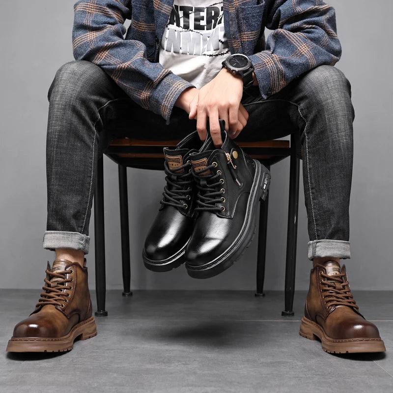 2025 New British Style Ankle Boots Men Outdoor Shoes Cargo Wear Casual High Quality Leather Boots Men's Non-slip Motorized Boots