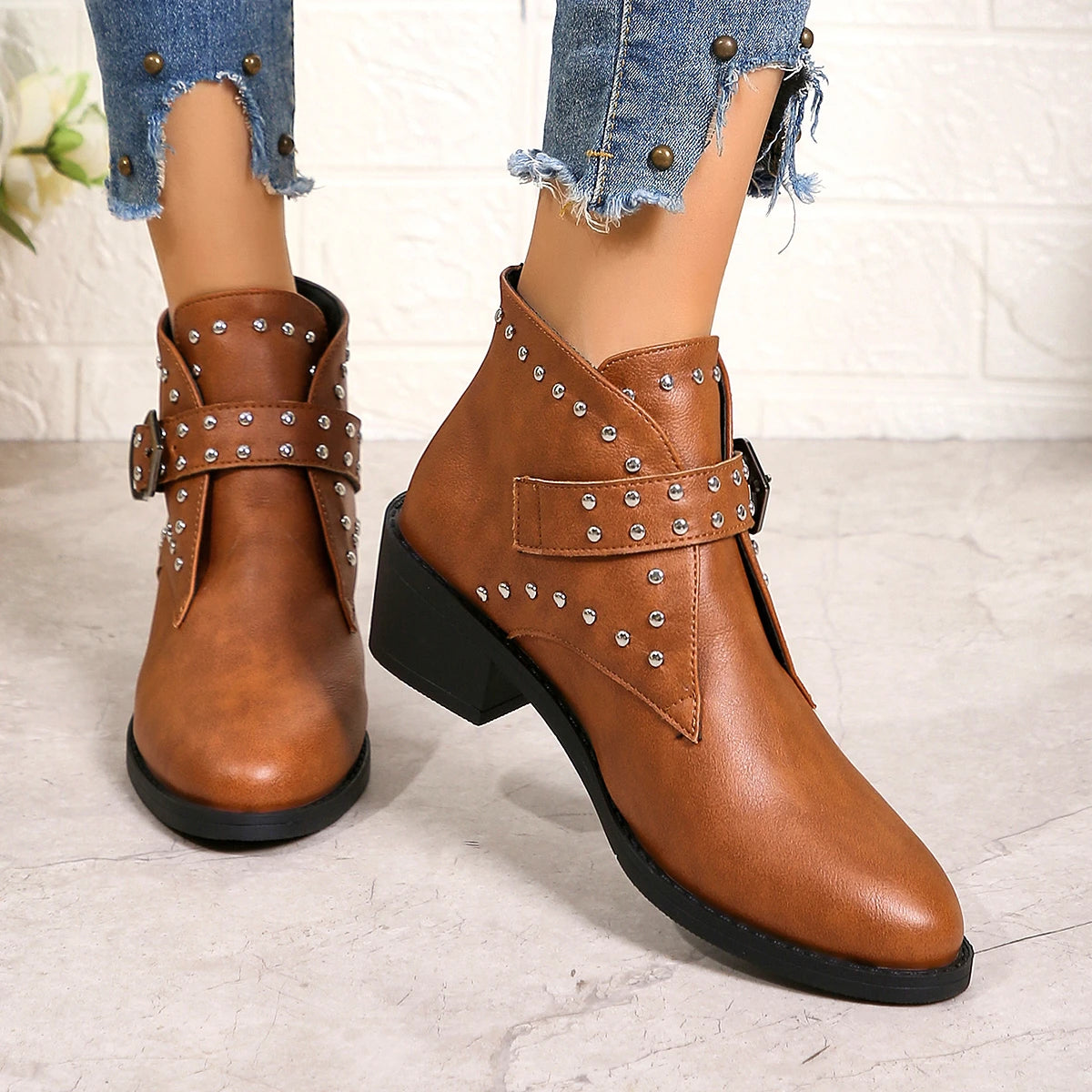 Boots for Women 2026 Winter New Fashion Rivet Knight Style Autumn Designer Women Shoes Retro Mid Calf Women Shoes