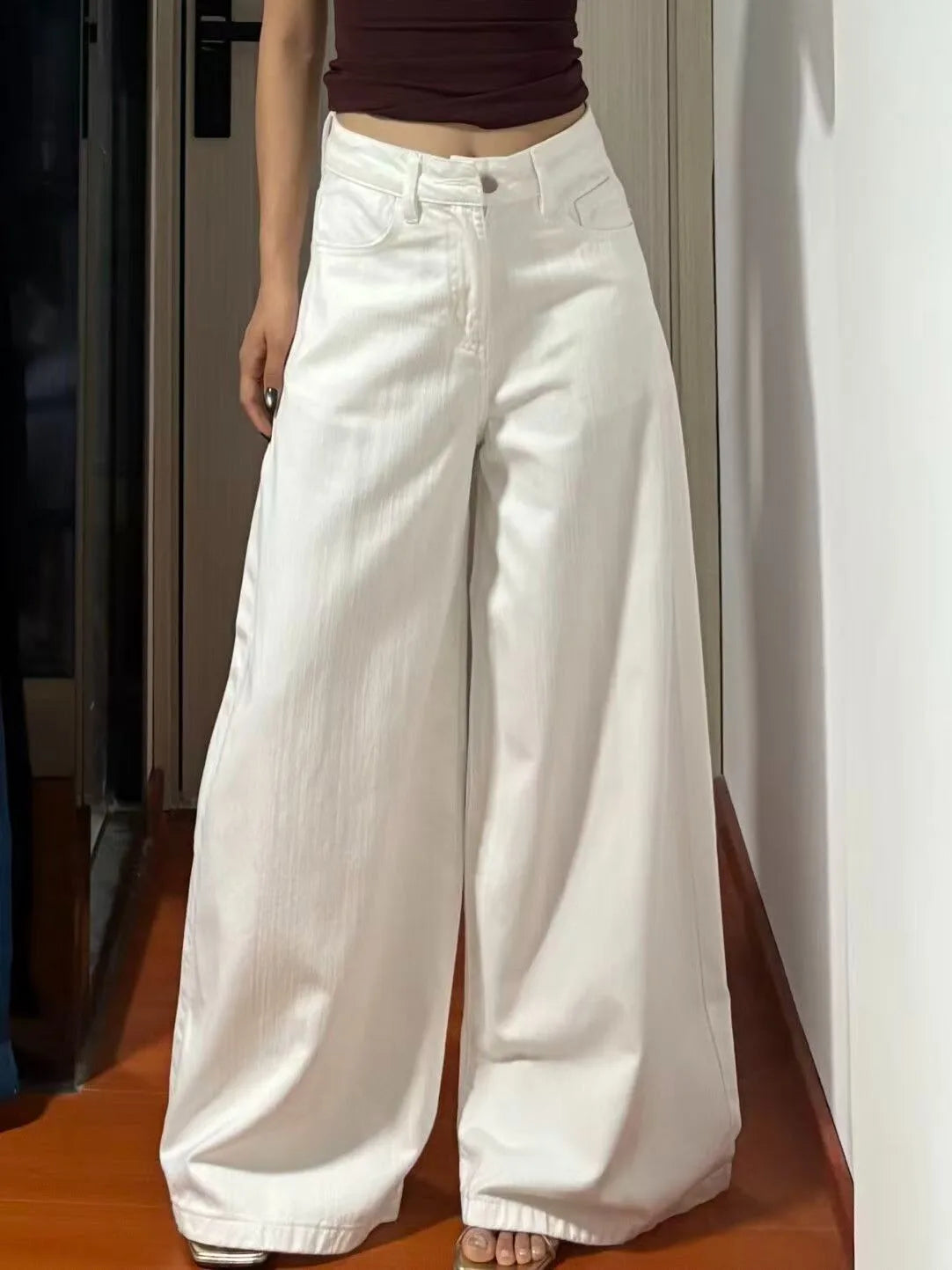High Waist Wide Leg Straight Cut Jeans White Loose Slimming Drapey Floor Length Trousers Street Style Trendy Jeans