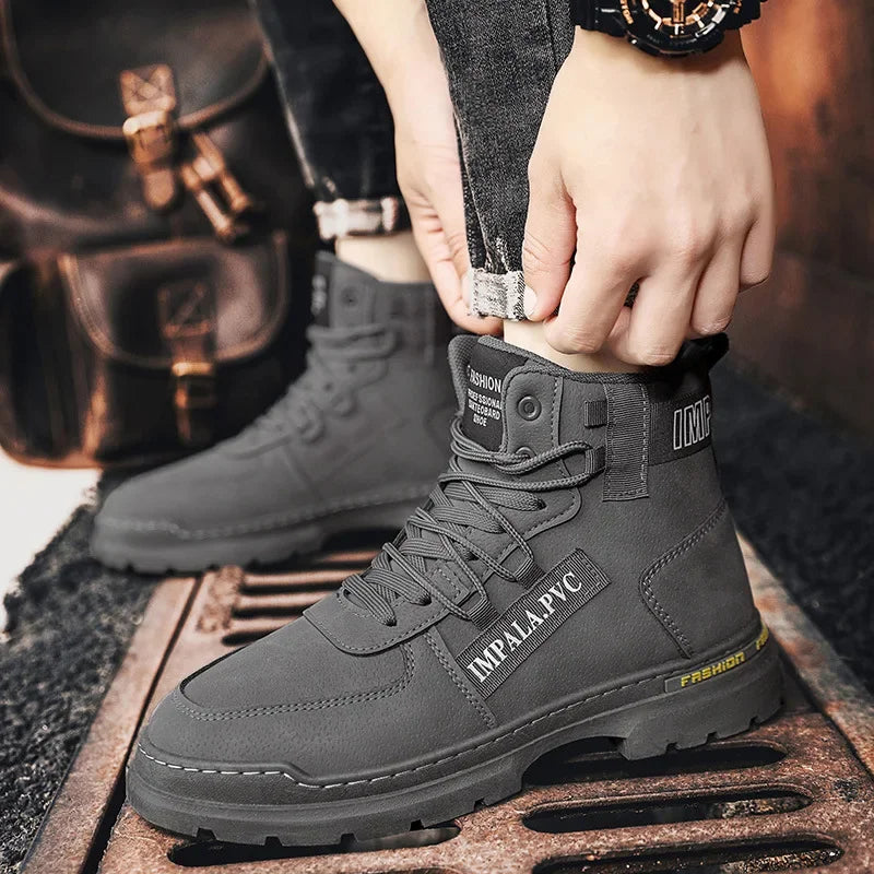 2025 Winter Mens Shoes New in Casual Male Boots Platform Tactical Ankle High Top Outdoor Walking Loafers Leather Army Sneakers