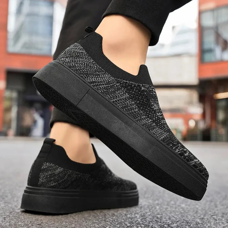 Men's Casual Shoes with Simple Mesh Design Flat Low-top Spring and Summer Shallow-mouthed Wearing Style Versatile Walking Shoes