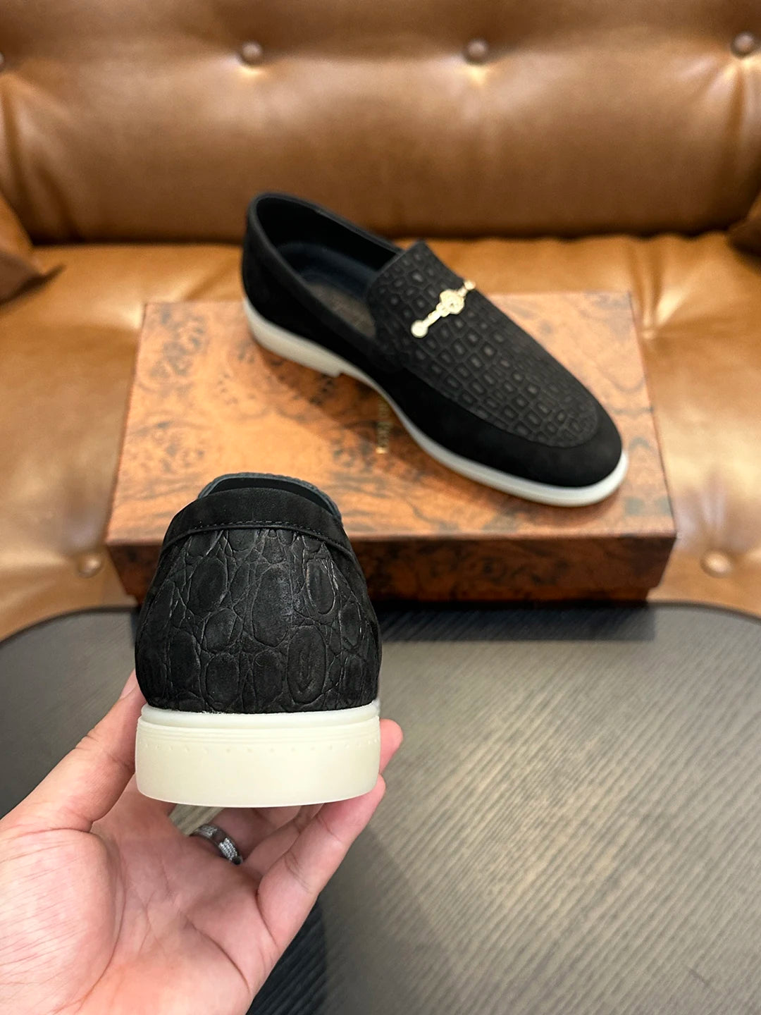 BLLIYOSS Classic Running Shoes for Men New lace up Casual Sports Shoes Comfort High-Quality Outdoors European big size 38-46