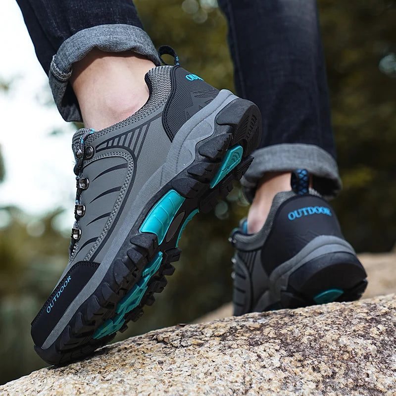 Shoes for Men Casual Shoes Men Outdoor Nonslip Hiking Camping Sneakers 2025 New Fashion Comfortable Sneakers Thick Soled Shoes