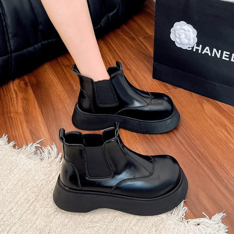 2025 Autumn Winter New Women Fashion Boots British Style Soft Bottom Anti-slippery Versatile Chic Catwalk Versatile Leather Shoe