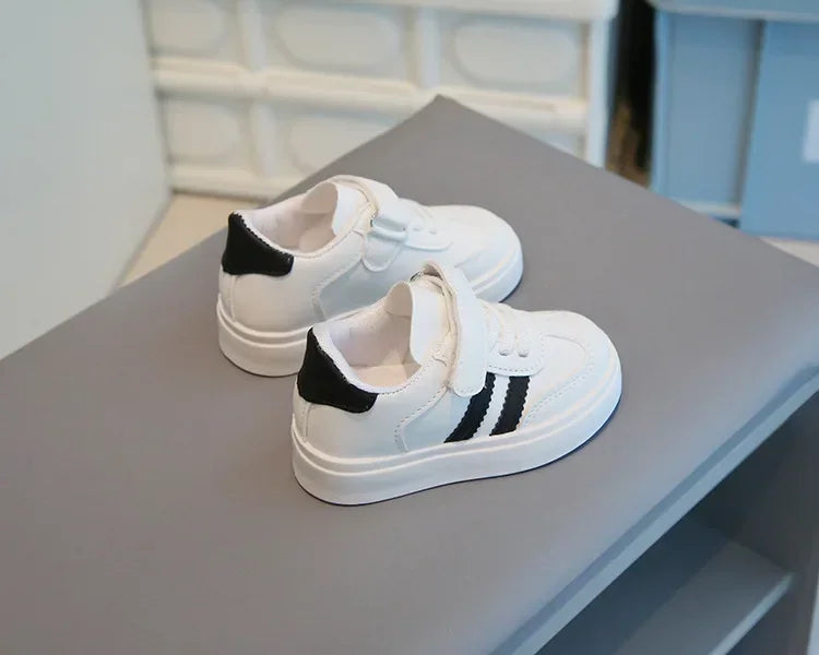 Kids Sports Shoes for School Boys Girls White Shoes Non-slip Soft Sole 2025 New Fashion Children Casual Shoes Hook&loop Trendy