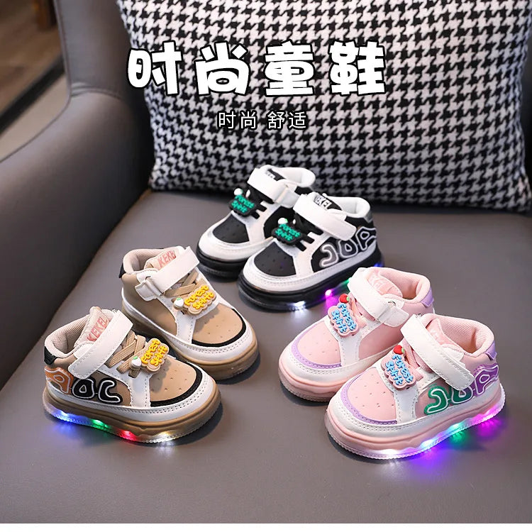 Light Up Sports Shoes for Young Children Fashion Leather Luminous Kids Sneakers Baby Toddler Shoes New Girls Boys Board Footwear